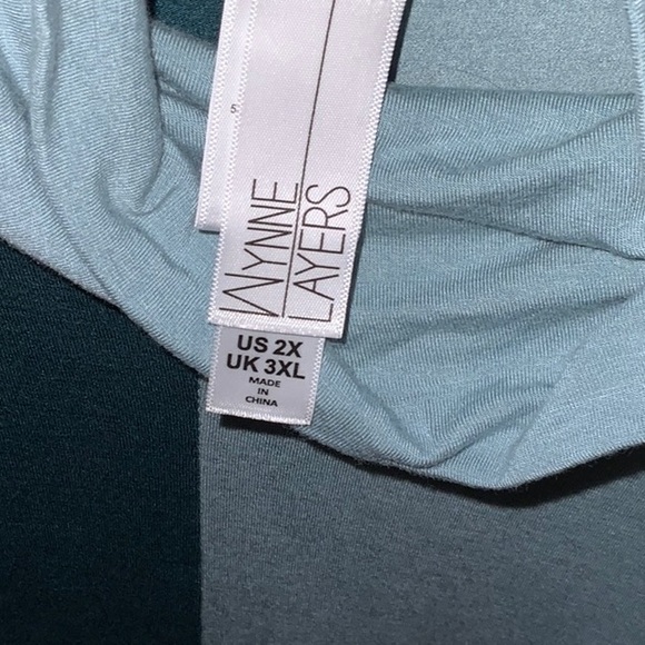 Wynne Layers Top - Picture 2 of 4